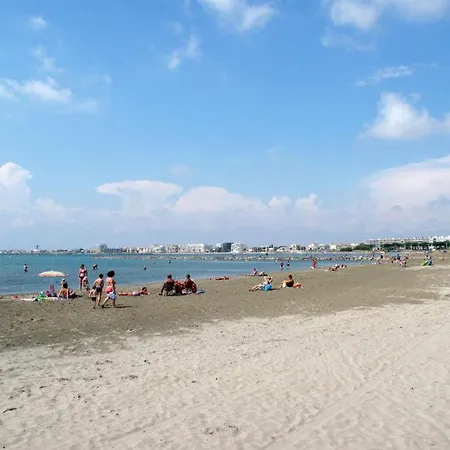 2 Pieces Renove, Rdc, Terrasse 25m², Piscines, A 400m De La Plage, Confort - Fr-1-307-125