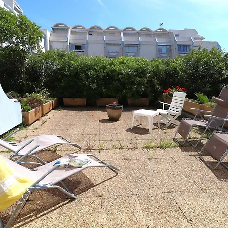 2 Pieces Renove, Rdc, Terrasse 25m², Piscines, A 400m De La Plage, Confort - Fr-1-307-125 Apartment