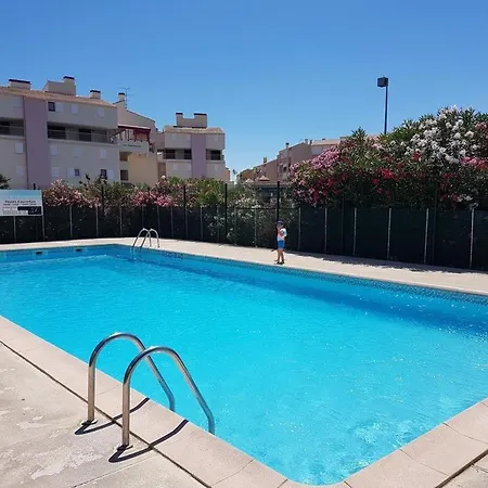 Daire 2 Pieces Renove, Rdc, Terrasse 25m², Piscines, A 400m De La Plage, Confort - Fr-1-307-125 *